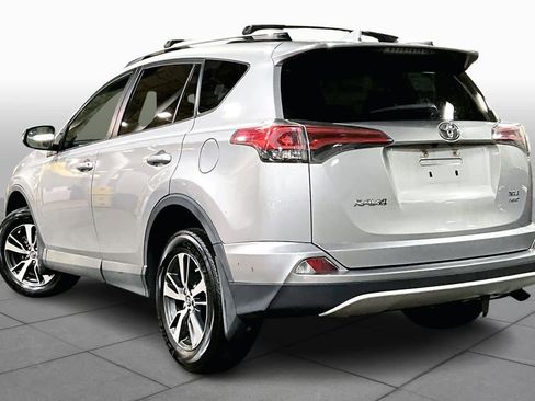 Used 2016 Toyota RAV4 XLE image 12