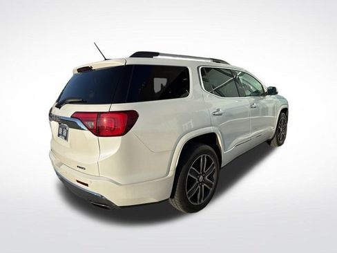 Used 2019 GMC Acadia Denali w/ Technology Package AWD/4WD image 9
