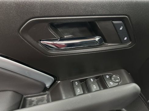 Used 2024 Chevrolet Colorado Z71 w/ Advanced Trailering Package AWD/4WD image 18