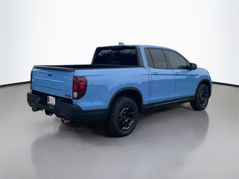 Used 2025 Honda Ridgeline TrailSport+ image 7
