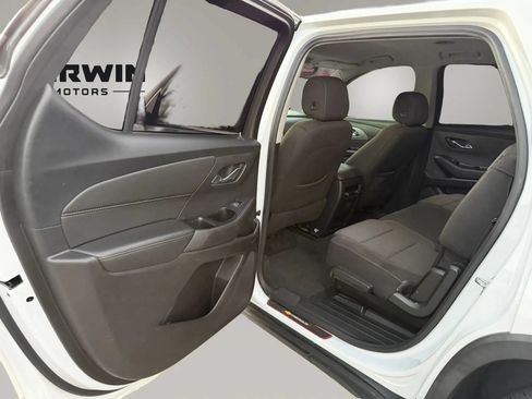 Used 2020 Chevrolet Traverse LS FWD image 21
