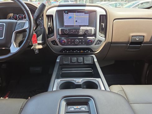 Used 2018 GMC Sierra 1500 SLT AWD/4WD image 22