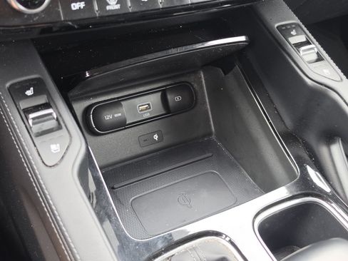 Used 2022 Kia Telluride EX w/ EX Premium Package FWD image 25