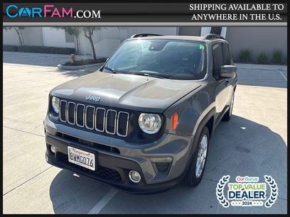 Used 2021 Jeep Renegade Latitude w/ Sun & Sound Group