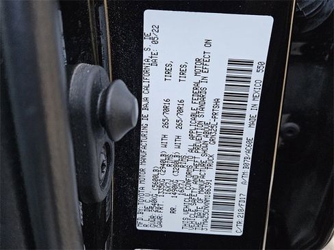 Used 2022 Toyota Tacoma TRD Off-Road w/ Technology Package image 16