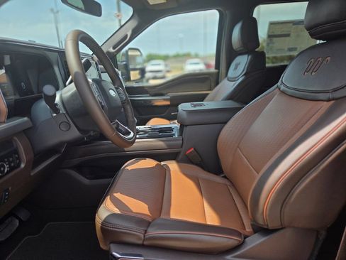New 2026 Ford F250 King Ranch w/ Chrome Package AWD/4WD image 15