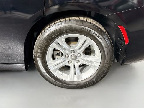 Used 2023 Dodge Charger SXT RWD image 37