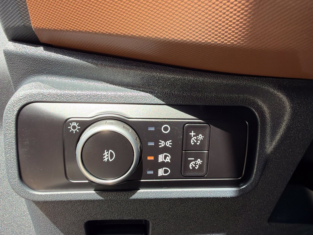 Used 2024 Ford Bronco Outer Banks AWD/4WD image 23