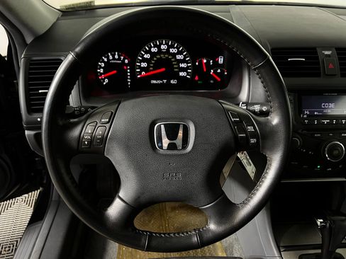 Used 2004 Honda Accord EX image 9
