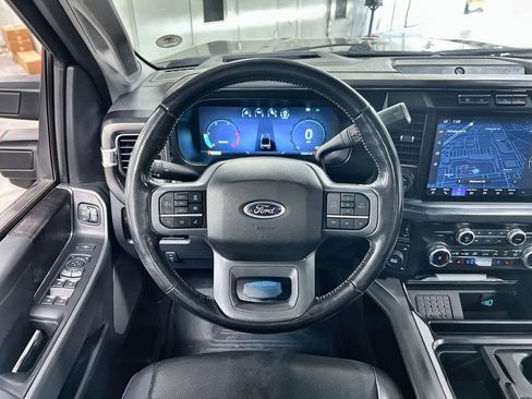 Used 2023 Ford F350 Lariat w/ Lariat Ultimate Package AWD/4WD image 17