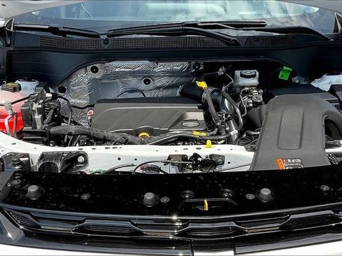New 2026 Chevrolet Trax LT w/ Driver Confidence Package FWD image 11