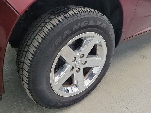 Used 2017 RAM 1500 Express AWD/4WD image 31