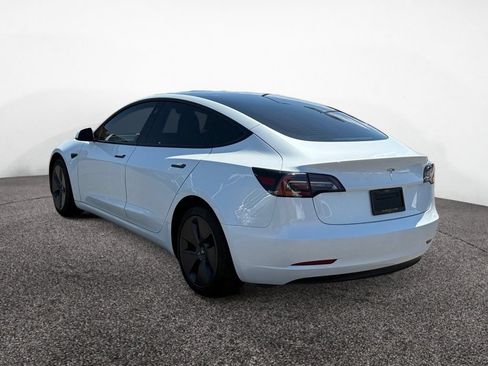 Used 2023 Tesla Model 3 Standard Range RWD image 3