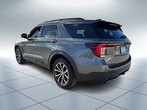 New 2026 Ford Explorer ST-Line image 5