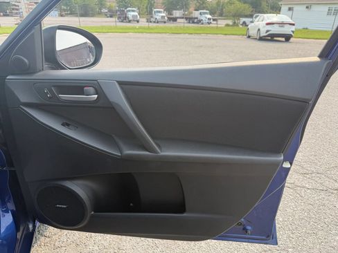 Used 2013 MAZDA MAZDA3 i Touring FWD image 27