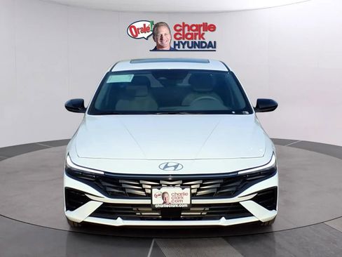 New 2026 Hyundai Elantra SEL Sport Premium FWD image 8