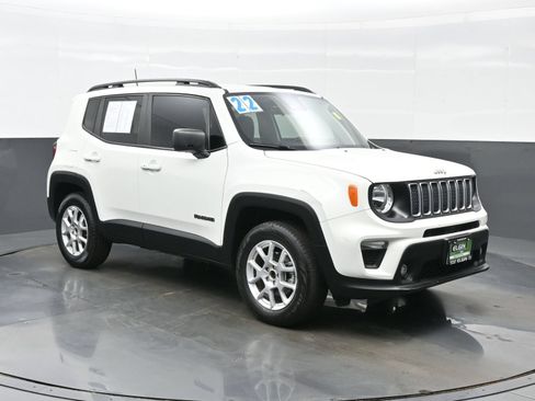 Used 2022 Jeep Renegade Latitude AWD/4WD image 11