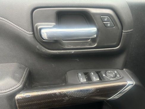 Used 2021 Chevrolet Silverado 1500 LT w/ Convenience Package II image 10