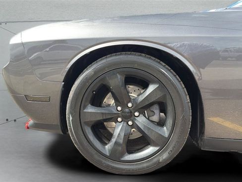Used 2014 Dodge Challenger R/T w/ Blacktop Package RWD image 33