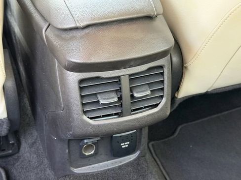 Used 2016 Ford Fusion Titanium FWD image 16