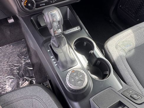 New 2026 Ford Bronco 2-Door w/ Sasquatch Package AWD/4WD image 22