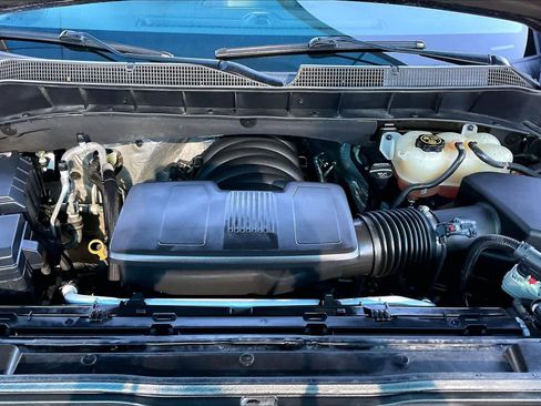 Used 2019 Chevrolet Silverado 1500 RST image 30