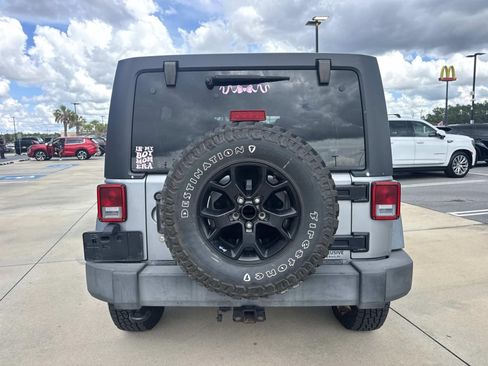 Used 2015 Jeep Wrangler Unlimited Sport w/ Quick Order Package 24S AWD/4WD image 6
