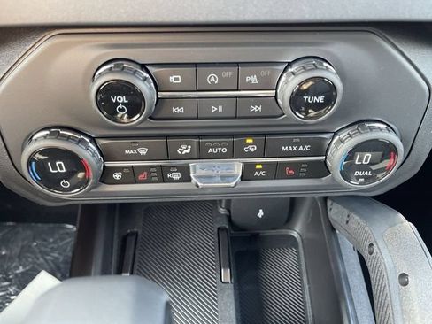 New 2026 Ford Bronco Outer Banks w/ Sasquatch Package AWD/4WD image 21