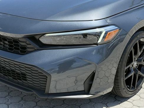 Used 2025 Honda Civic Sport image 14