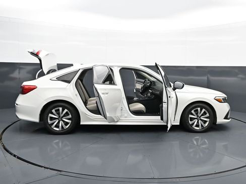 Used 2023 Honda Civic LX image 49