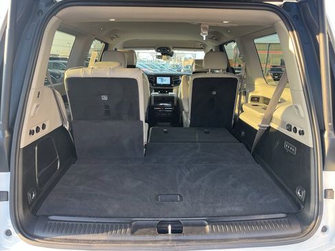 Used 2022 Jeep Wagoneer Series III w/ Convenience Group I image 35