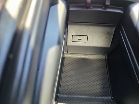 Used 2024 BMW X5 sDrive40i w/ Premium Package RWD image 38