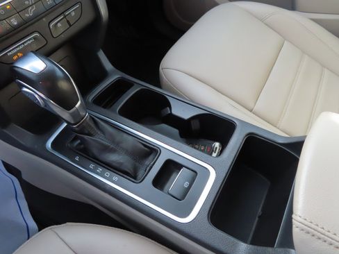 Used 2019 Ford Escape SEL image 29