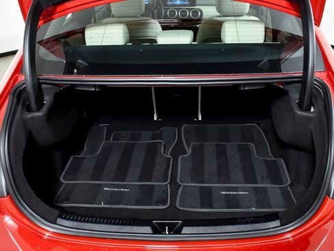 Used 2019 Mercedes-Benz A 220 4MATIC image 40