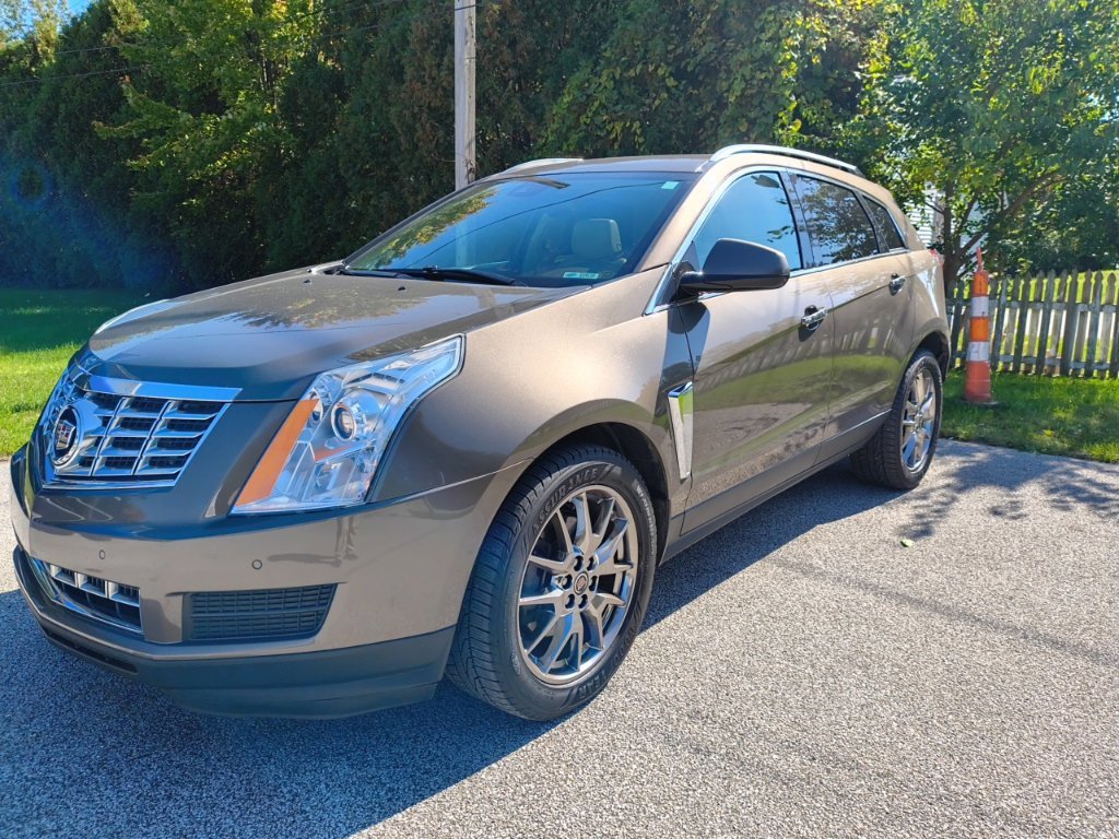 Used 2014 Cadillac SRX Luxury w/ Driver Awareness Package AWD/4WD image 1
