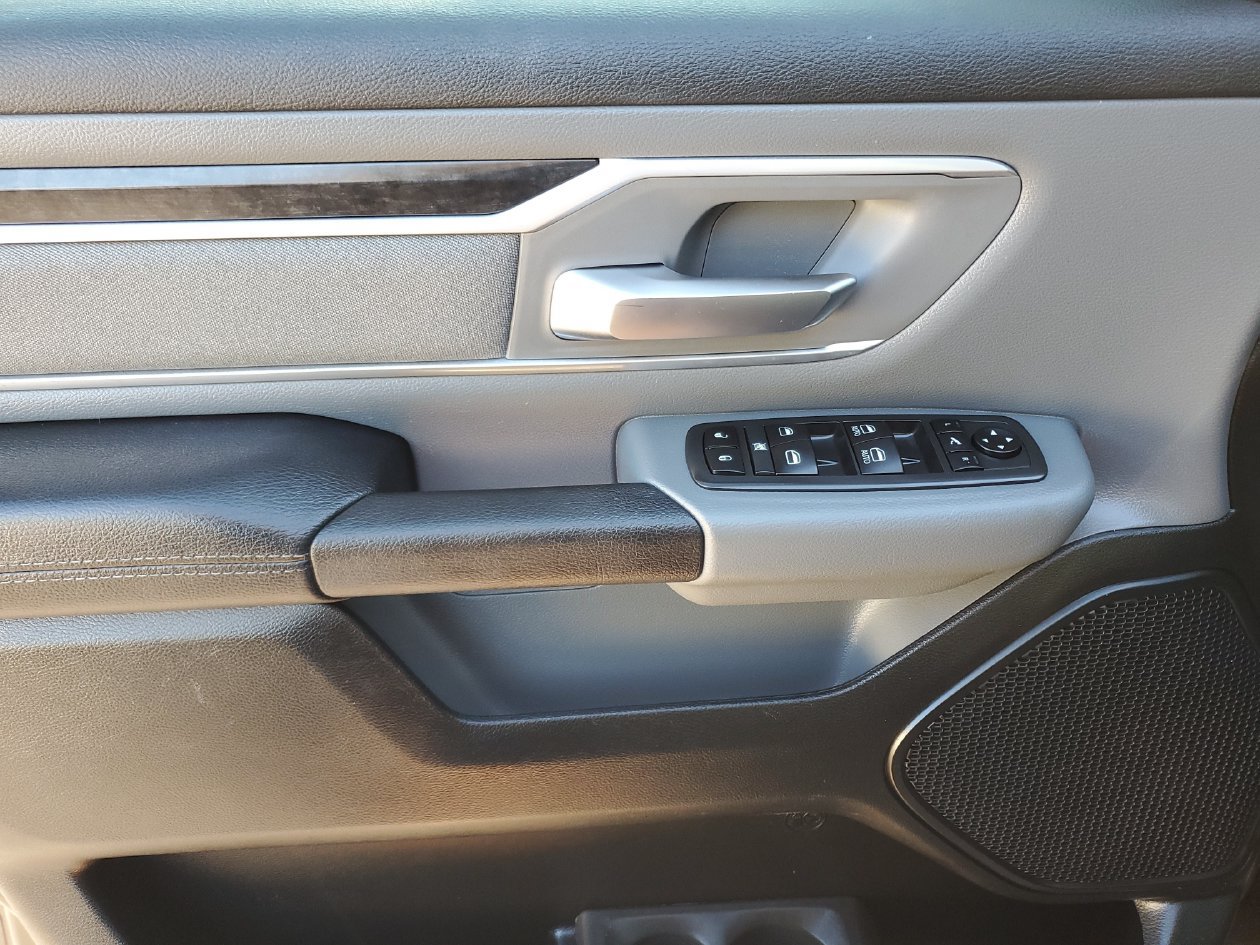 Used 2021 RAM 1500 Big Horn RWD image 16