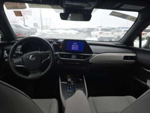Used 2025 Lexus UX 300h AWD w/ Accessory Package (Z2) image 12