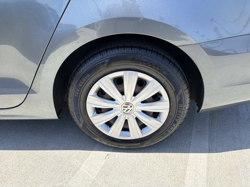 Used 2014 Volkswagen Jetta S FWD image 6