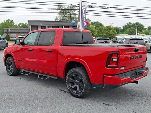 Used 2025 RAM 1500 Big Horn AWD/4WD image 4