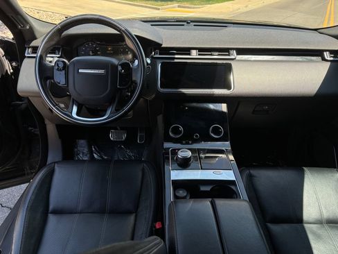 Used 2018 Land Rover Range Rover Velar R-Dynamic SE AWD/4WD image 10