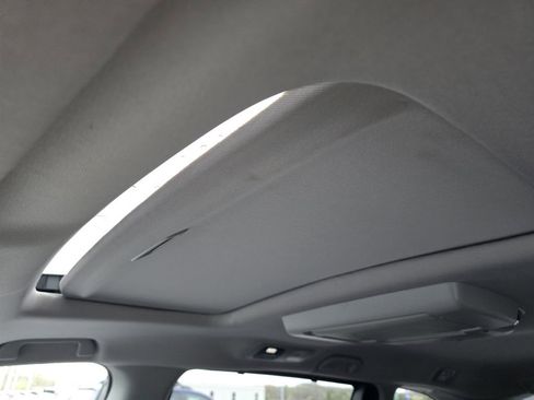 Used 2023 Honda Odyssey Touring image 22