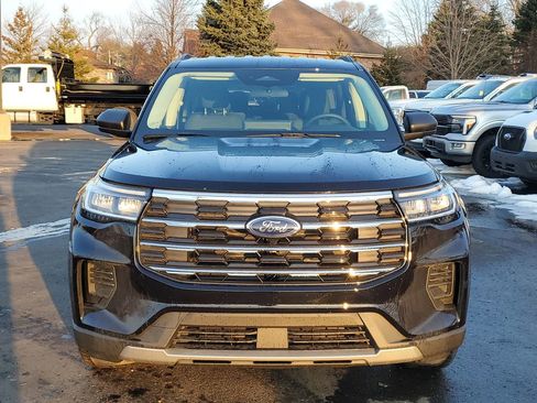 New 2026 Ford Explorer Active image 2