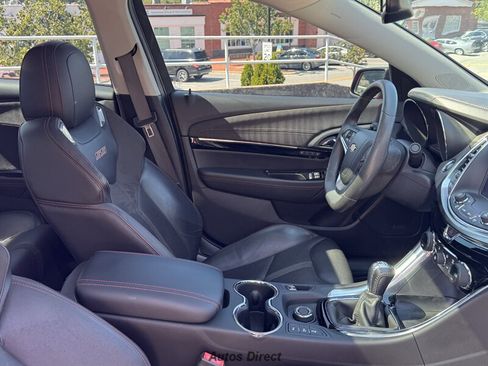 Used 2017 Chevrolet SS RWD image 28