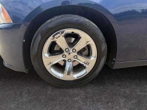 Used 2013 Dodge Charger SXT Plus RWD image 42