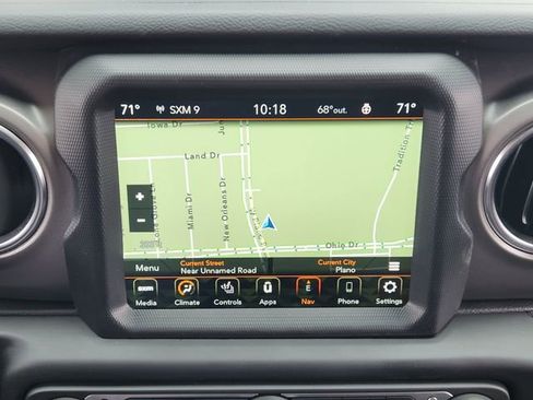 Used 2023 Jeep Wrangler Unlimited Rubicon 4xe w/ Cold Weather Group AWD/4WD image 17