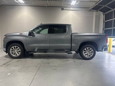 Used 2020 Chevrolet Silverado 1500 LTZ w/ LTZ Premium Package AWD/4WD image 10