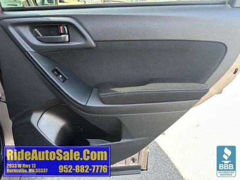 Used 2014 Subaru Forester 2.5i Premium w/ All-Weather Package AWD/4WD image 15