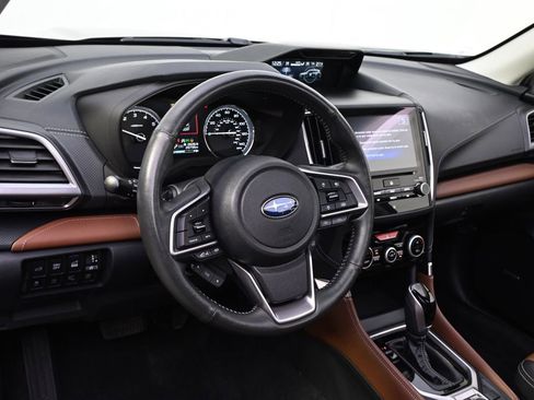 Used 2022 Subaru Forester Touring image 11