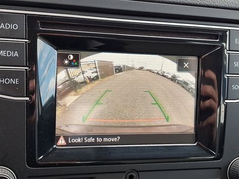 Used 2017 Volkswagen Jetta S w/ Jetta S Cold Weather Package image 17