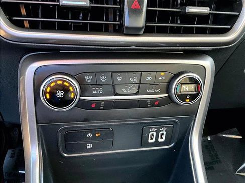 Used 2021 Ford EcoSport SE image 24